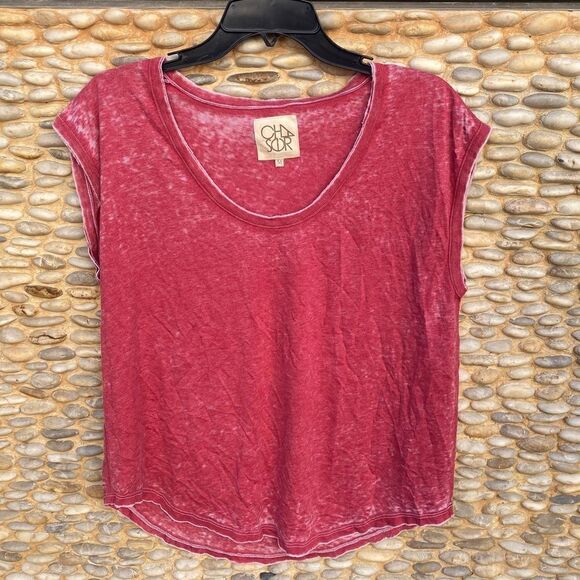 NWT! Chaser Pomegranate Raw Edge Cap Sleeve Scoop Neck Tee Size Medium Soft NWT - Picture 1 of 4